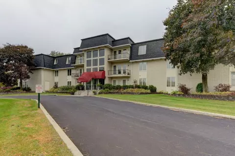8831 Harrison Ave #306, Munster, IN 46321 photo 3