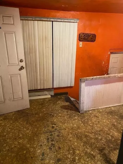 422 Fillmore St, Gary, IN 46402 photo 10