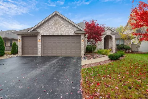 9908 Forest St, Dyer, IN 46311 photo 1
