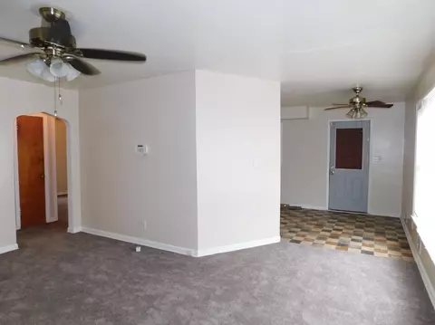 628 W 20th Pl, Gary, IN 46407 photo 9