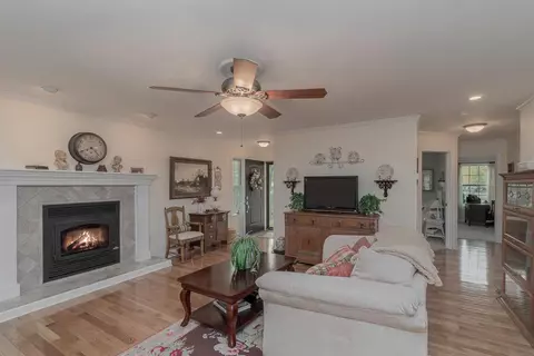 2091 Samuelson Rd, Portage, IN 46368 photo 8