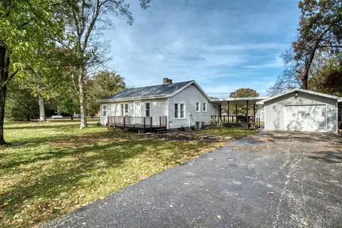 3574 E 1300, Wheatfield, IN 46392 photo 1