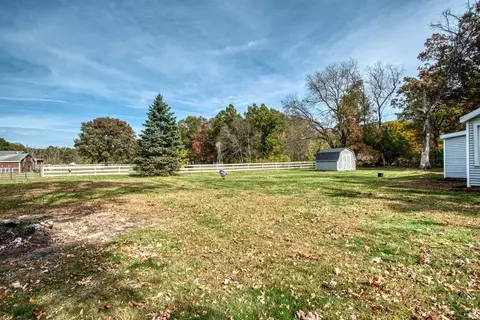 3574 E 1300, Wheatfield, IN 46392 photo 14