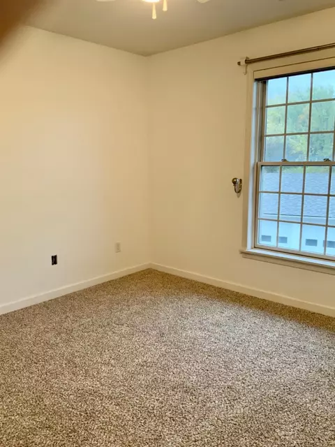 2700 Georgetowne Dr #C2, Highland, IN 46322 photo 10