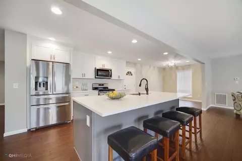 113 Las Olas Dr, Crown Point, IN 46307 photo 8