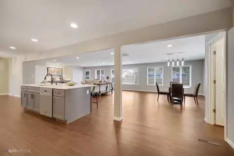 113 Las Olas Dr, Crown Point, IN 46307 photo 5