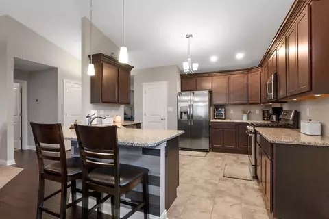 10647 Cranberry Dr, Saint John, IN 46373 photo 7