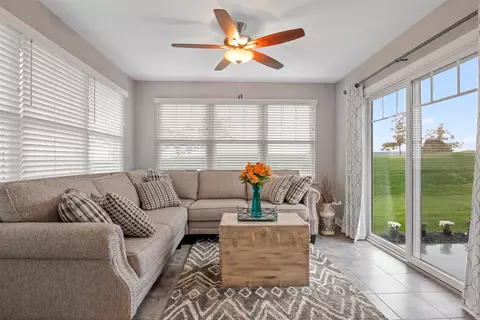 10647 Cranberry Dr, Saint John, IN 46373 photo 12