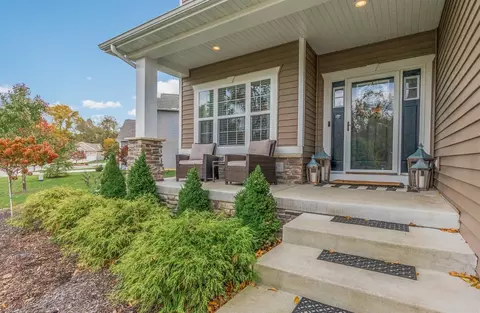 16 Kipling Dr, Valparaiso, IN 46383 photo 3