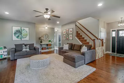 16 Kipling Dr, Valparaiso, IN 46383 photo 6