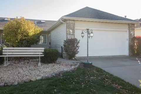 1707 Chestnut Dr #R, Crown Point, IN 46307 photo 1