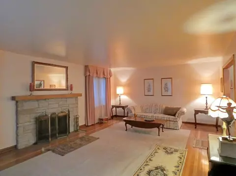 6999 Hemlock Ave, Gary, IN 46403 photo 6