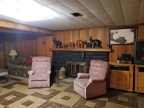 6999 Hemlock Ave, Gary, IN 46403 photo 21