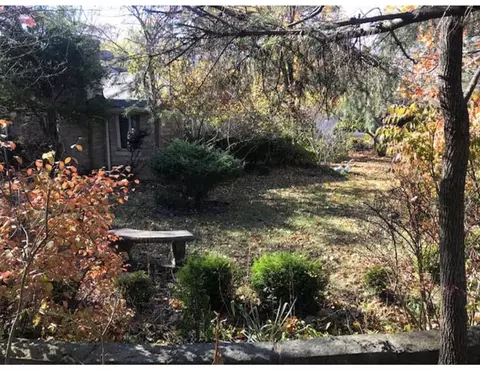6999 Hemlock Ave, Gary, IN 46403 photo 3