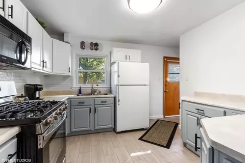 8209 Jackson Ave, Munster, IN 46321 photo 5