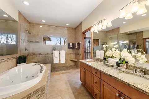 340 E Bellevue Ave, Beverly Shores, IN 46301 photo 9