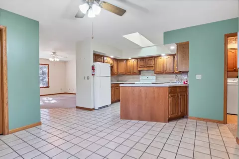418 Commanche Dr, Lowell, IN 46356 photo 5