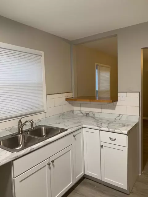 630 Allen St, Gary, IN 46403 photo 17