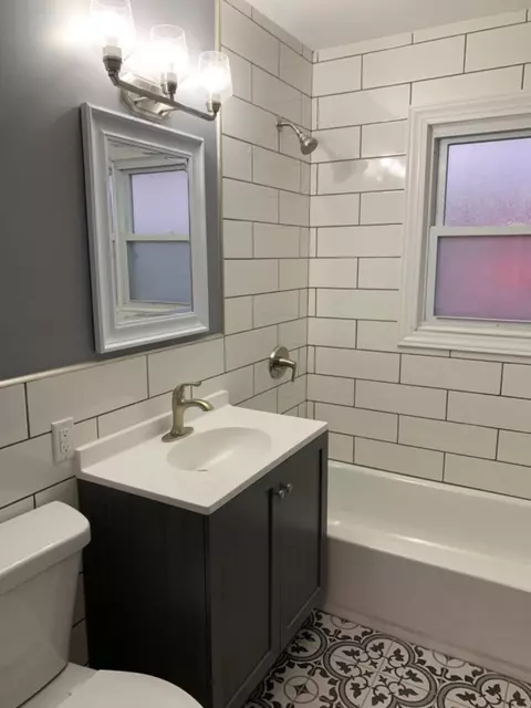 630 Allen St, Gary, IN 46403 photo 8