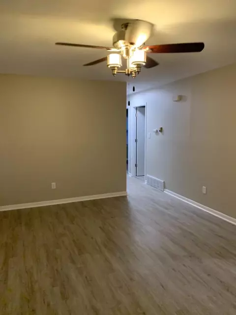 630 Allen St, Gary, IN 46403 photo 5