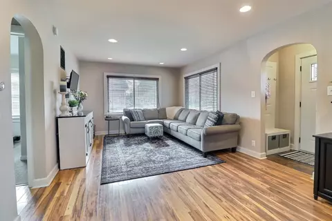 641 N Lafayette St, Griffith, IN 46319 photo 5
