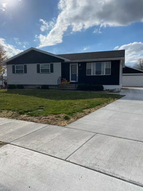 636 Pierce Ave, Dyer, IN 46311 photo 1