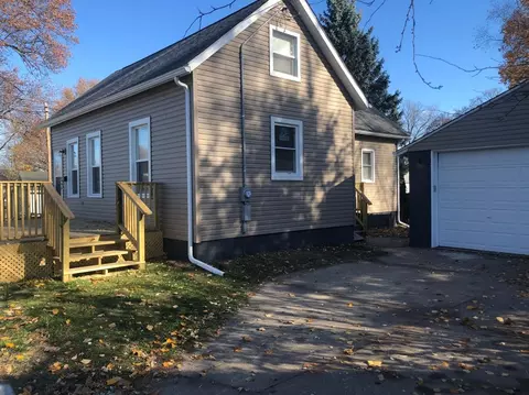 201 L St, La Porte, IN 46350 photo 3