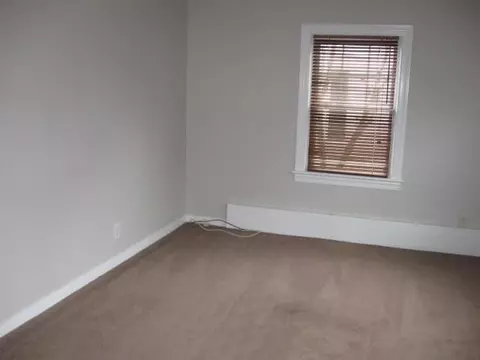 343 N Dwiggins St, Griffith, IN 46319 photo 6