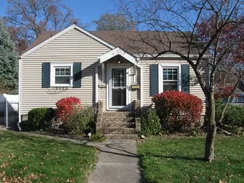 343 N Dwiggins St, Griffith, IN 46319 photo 1