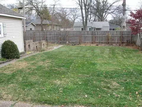 343 N Dwiggins St, Griffith, IN 46319 photo 17