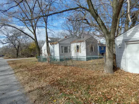 3997 Johnson St, Gary, IN 46408 photo 2