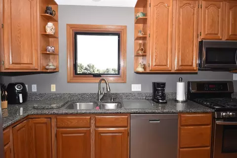 3025 E State Road 4, La Porte, IN 46350 photo 7