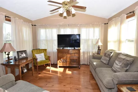 3025 E State Road 4, La Porte, IN 46350 photo 5