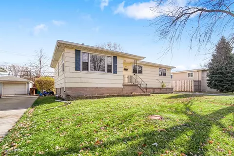 8041 Jackson Ave, Munster, IN 46321 photo 2