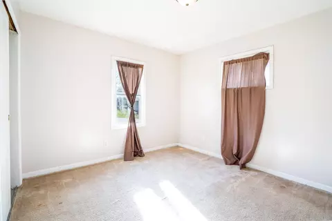 4008 Marshall Pl, Gary, IN 46408 photo 8