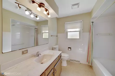 8020 Howard Ave, Munster, IN 46321 photo 11