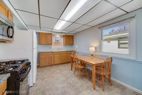 8020 Howard Ave, Munster, IN 46321 photo 14