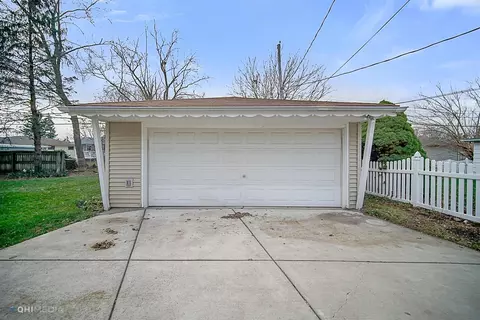 8020 Howard Ave, Munster, IN 46321 photo 23