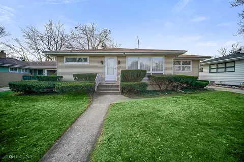 8020 Howard Ave, Munster, IN 46321 photo 1