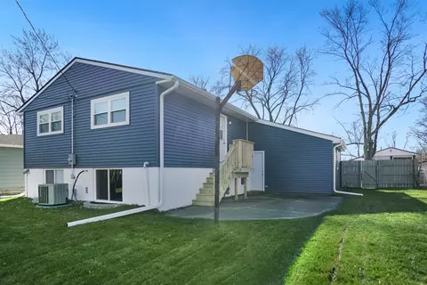 710 E 40th Pl, Griffith, IN 46319 photo 25