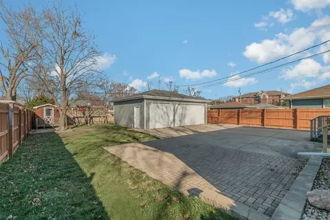 231 Briar Ln, Munster, IN 46321 photo 24
