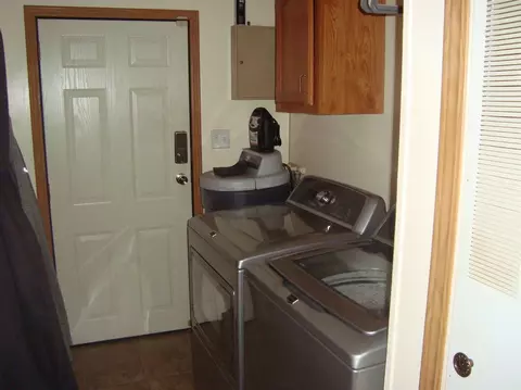 1367 E Colonial Dr, La Porte, IN 46350 photo 11