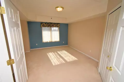 8421 Manor Ave #305, Munster, IN 46321 photo 14
