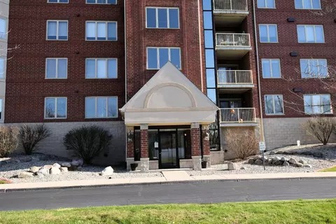 8421 Manor Ave #305, Munster, IN 46321 photo 19