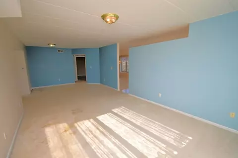 8421 Manor Ave #305, Munster, IN 46321 photo 5