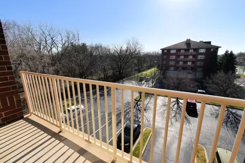 8421 Manor Ave #305, Munster, IN 46321 photo 16
