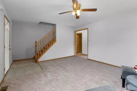 682 Dearborn Rd #B, Valparaiso, IN 46385 photo 4