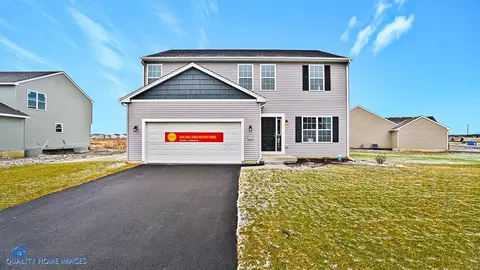 17156 Ben Franklin Dr, Lowell, IN 46356 photo 1