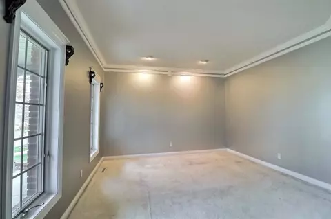 2920 Painted Leaf Dr, Crown Point, IN 46307 photo 5
