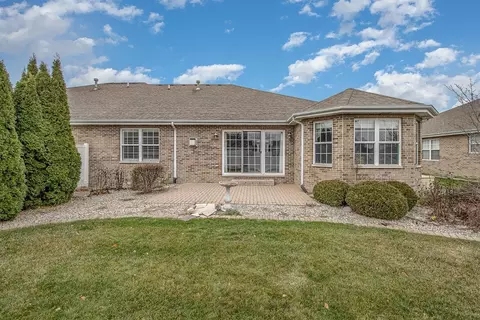2043 Northwinds Dr, Dyer, IN 46311 photo 18